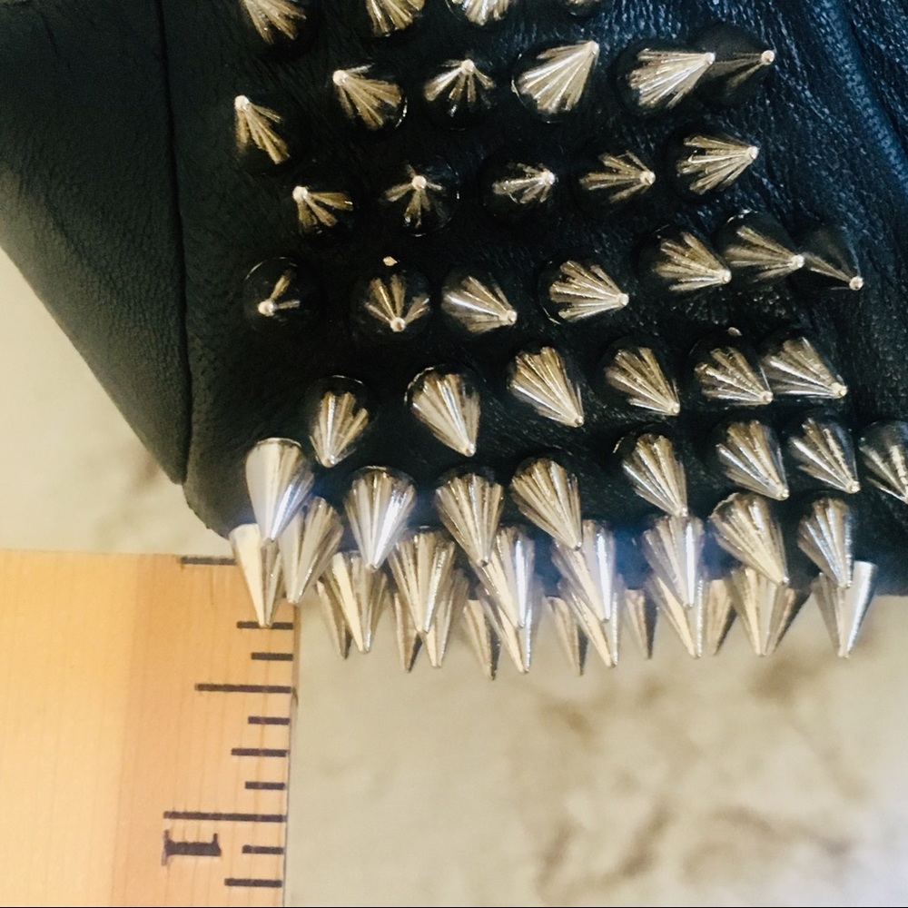 Givanno Leather Silver Spike Stiletto Booties NIB - Picture 6 of 8